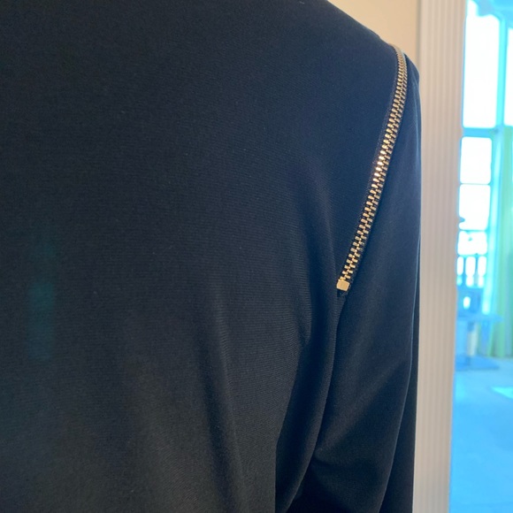 Gorgeous Chaus New York black zippered top size large - Picture 12 of 12